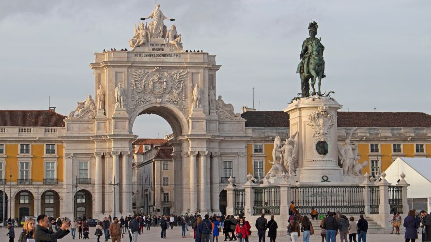 The Top 10 Must-See Attractions in Lisbon